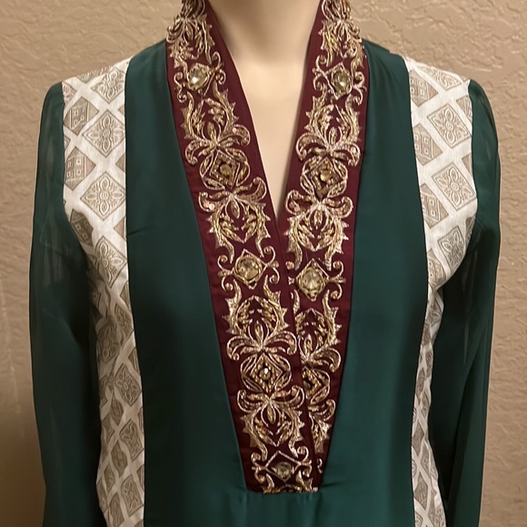 Beautiful shalwar Kameez - Picture 3 of 6
